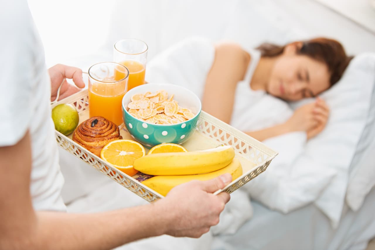 The Connection Between Diet and Better Sleep Habits