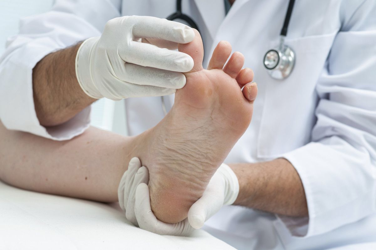 Get Relieved From Ankle And Foot Pain Problems